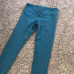 Alo Leggings - Tourmaline - medium